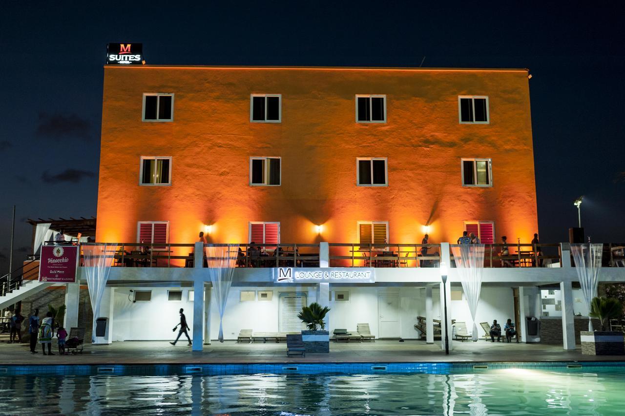 אקרה M Suites Hotel מראה חיצוני תמונה